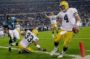 What Is Brett Favre's Record Against the Bears?