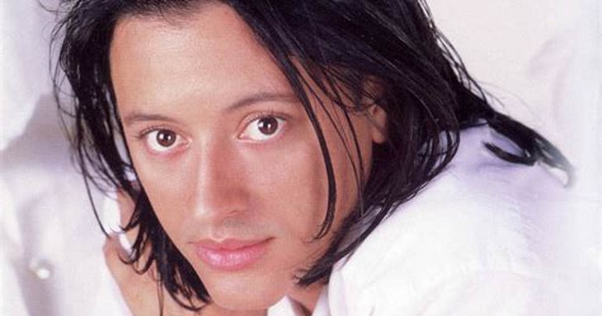 What Is Elvis Crespo Net Worth Age Bio Wiki Career Songs Husband