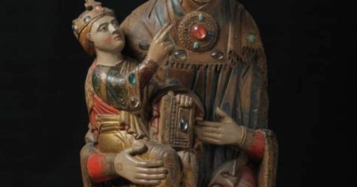 What Is Polychrome Wood