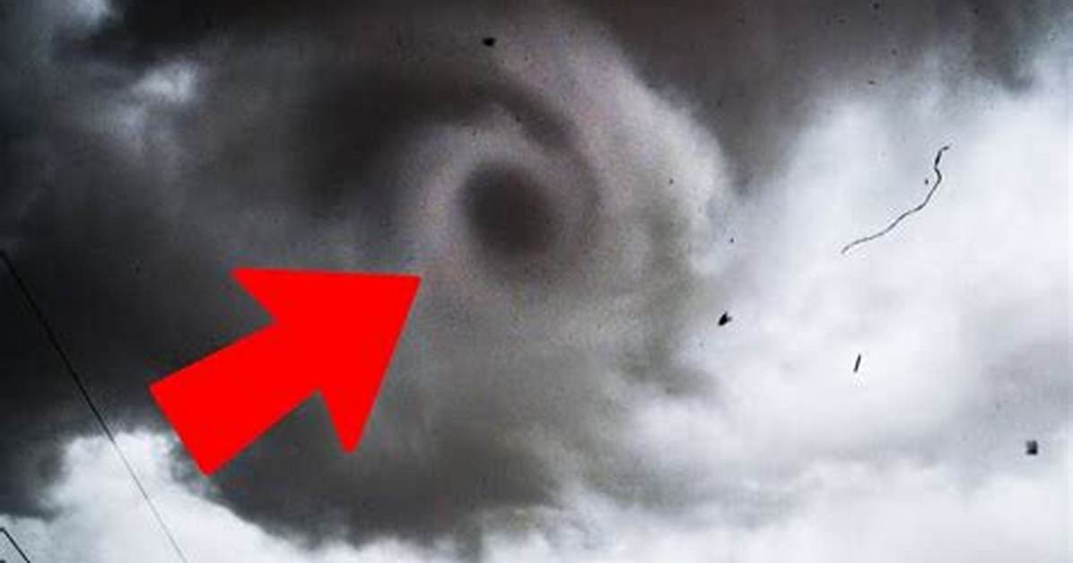 What It Looks Like Inside a Tornado
