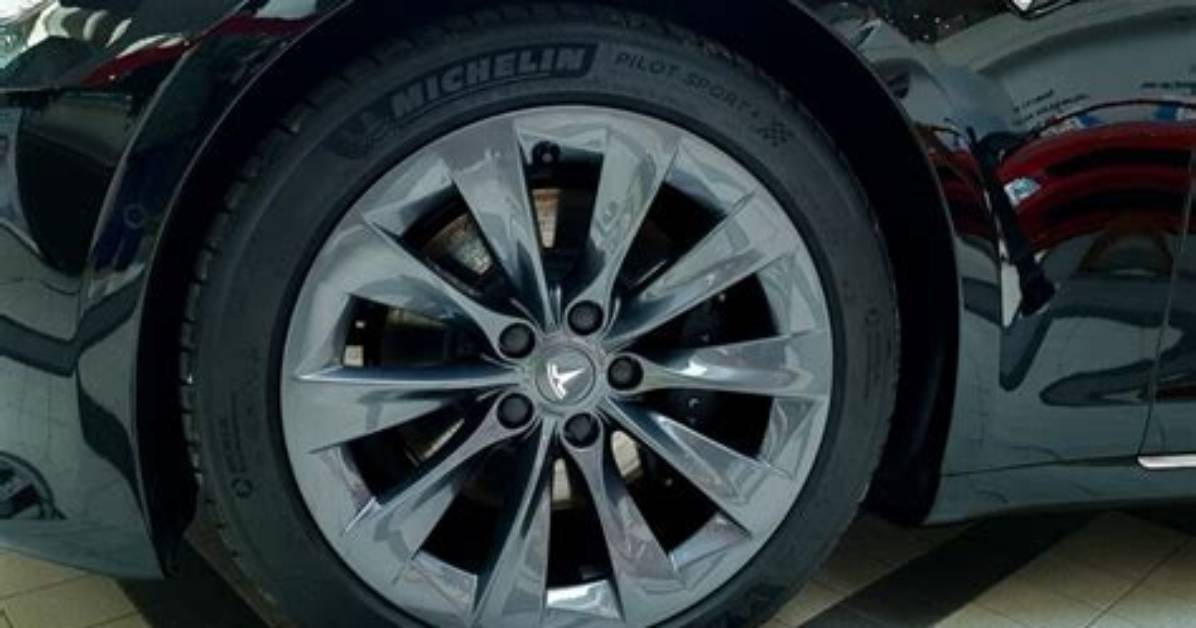 What Kind of Tires Does Tesla Use Model Y?