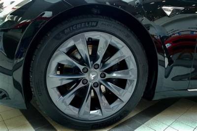 What Kind of Tires Does Tesla Use Model Y?