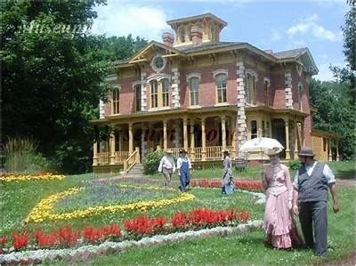 Where Are the Living History Farms in Iowa?