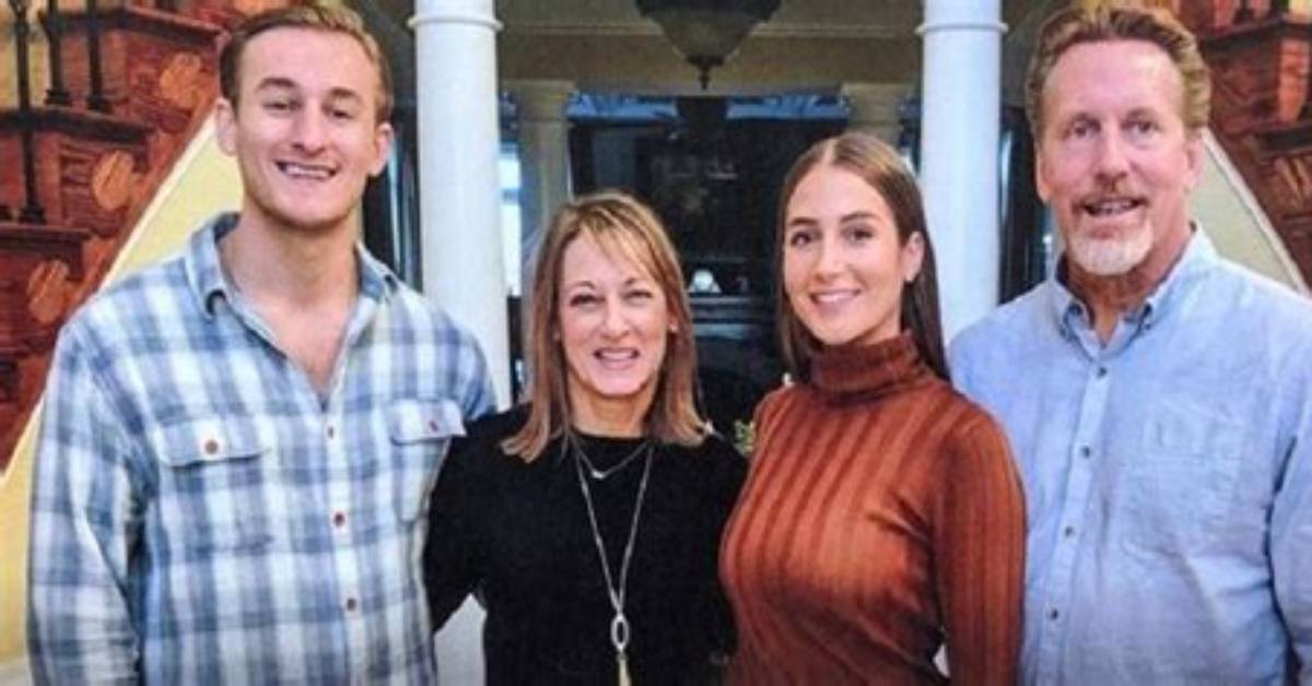 Where Do Amanda Batulas Parents Live? Family Background and Siblings