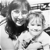 Who Are Emma Hunton’s Mom and Dad? Who Is Her Husband?