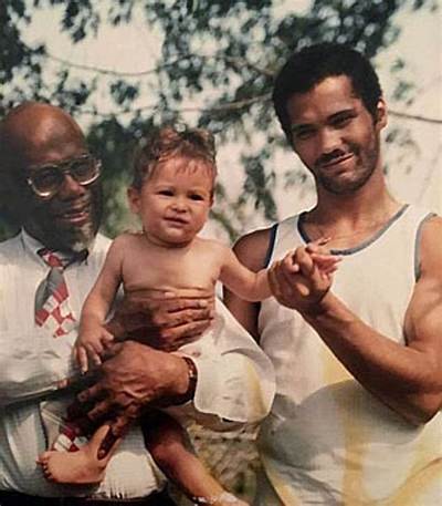 Who Are Emory Jones Parents? Father Daryl Jones and Mother Trina Jones