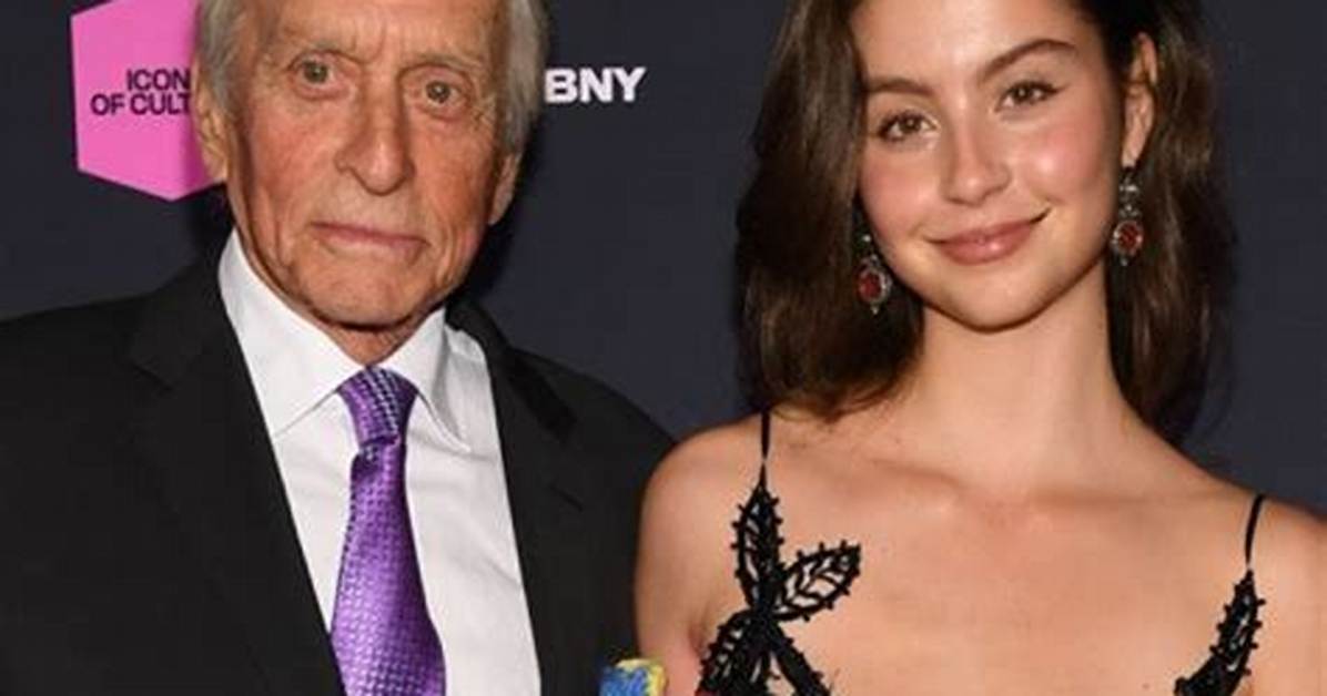 Who Are Margo and Douglas Woll Samantha Woll Parents And