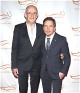 Who Are Thomas Fox and Christopher Fox, Julia Fox’s Father and Brother?