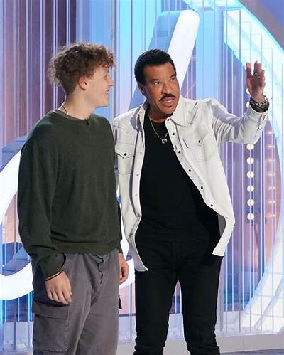 Who Is Aiden Adair from “American Idol” Season 21?