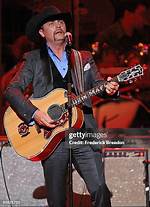Who Is Country Singer John Rich’s Wife Joan Bush and What’s Their Net Worth?