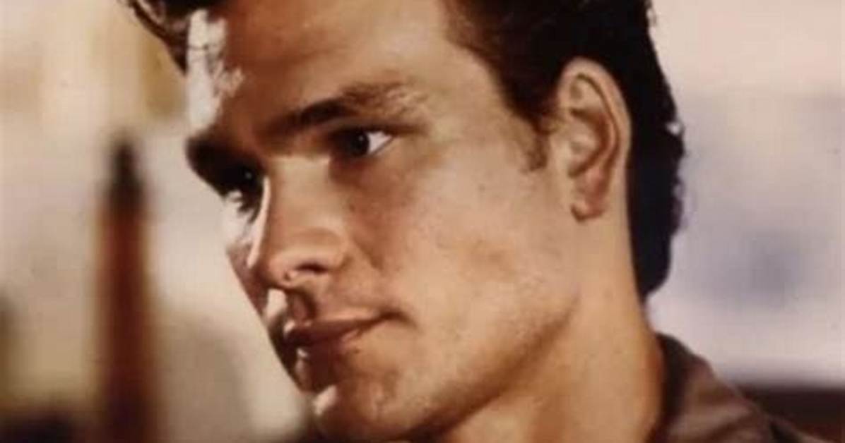 Who Is Darry from the Outsiders: a Comprehensive Look at the Eldest Curtis Brother
