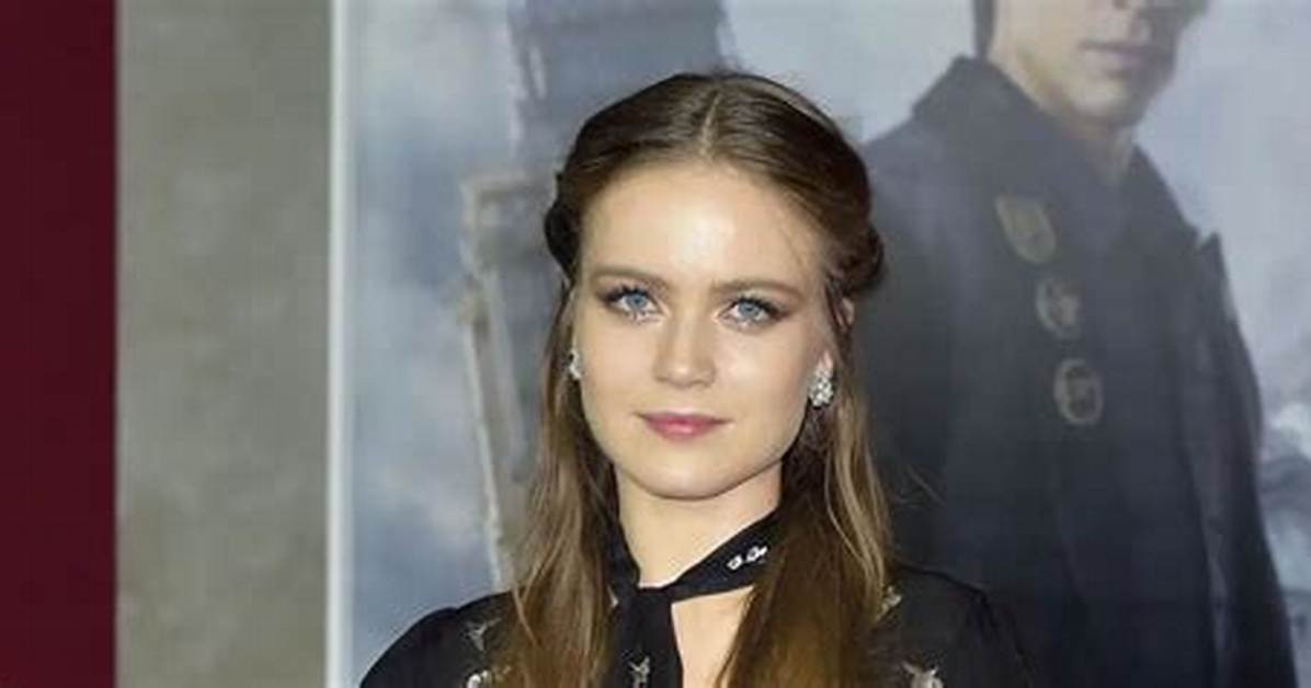 Who Is Icelandic Actress Hera Hilmar Biography Age