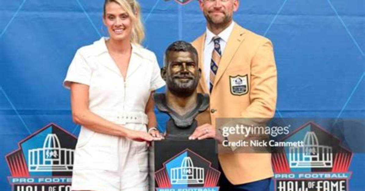 Who Is Joe Thomas’ Wife, Annie Thomas?