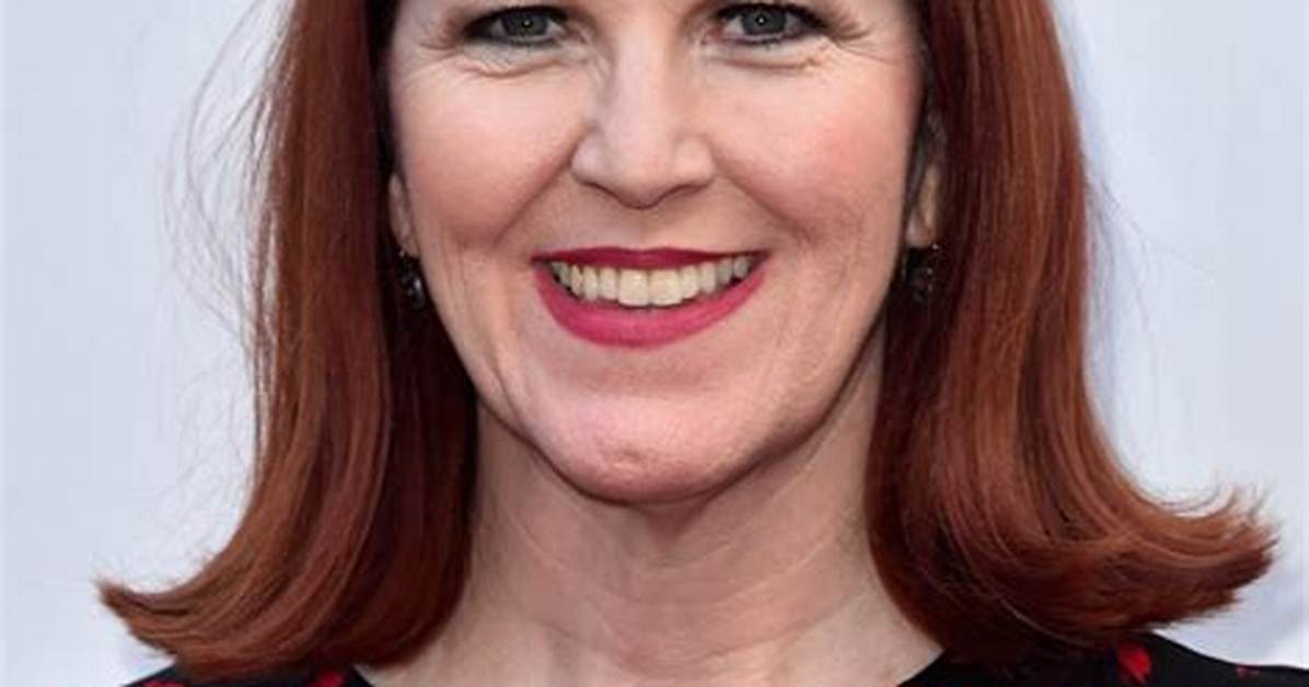 Who Is Kate Flannery See Net Worth Quote Awards