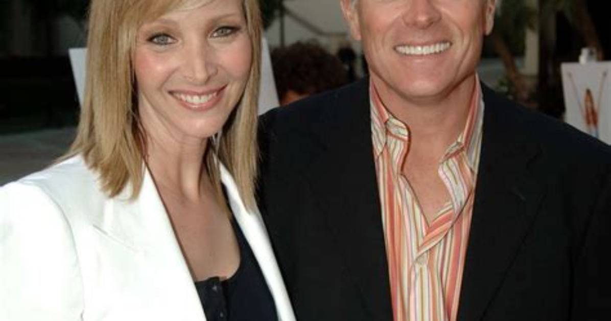 Who Is Lisa Kudrow Married to? - a Guide to Her Marital Life