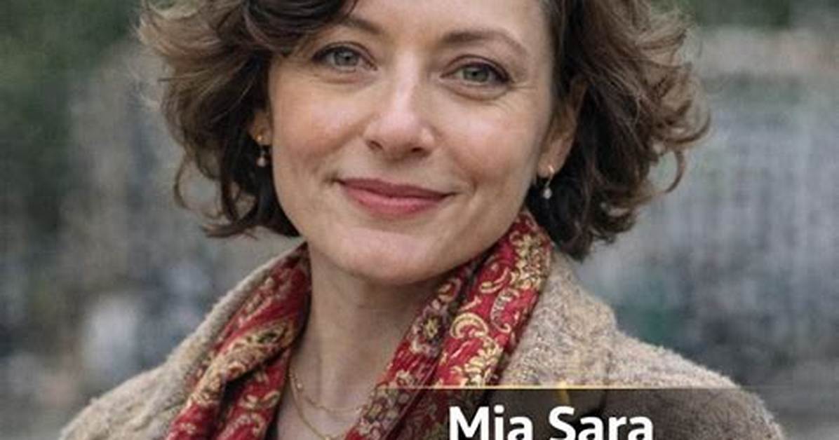 Who Is Mia Sara See Net Worth Quote Awards
