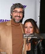 Who Is Mo Rocca's Wife? Get the Scoop on His Marriage Status