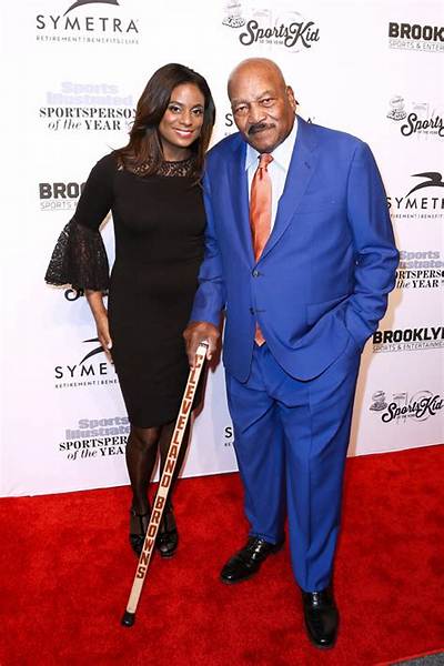 Who Is Monique Brown, Jim Browns Wife Age Exposed – How Old Is She?