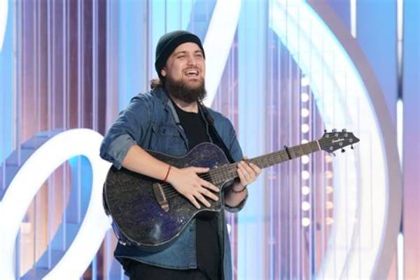 Who Is Oliver Steele from American Idol Season 21?