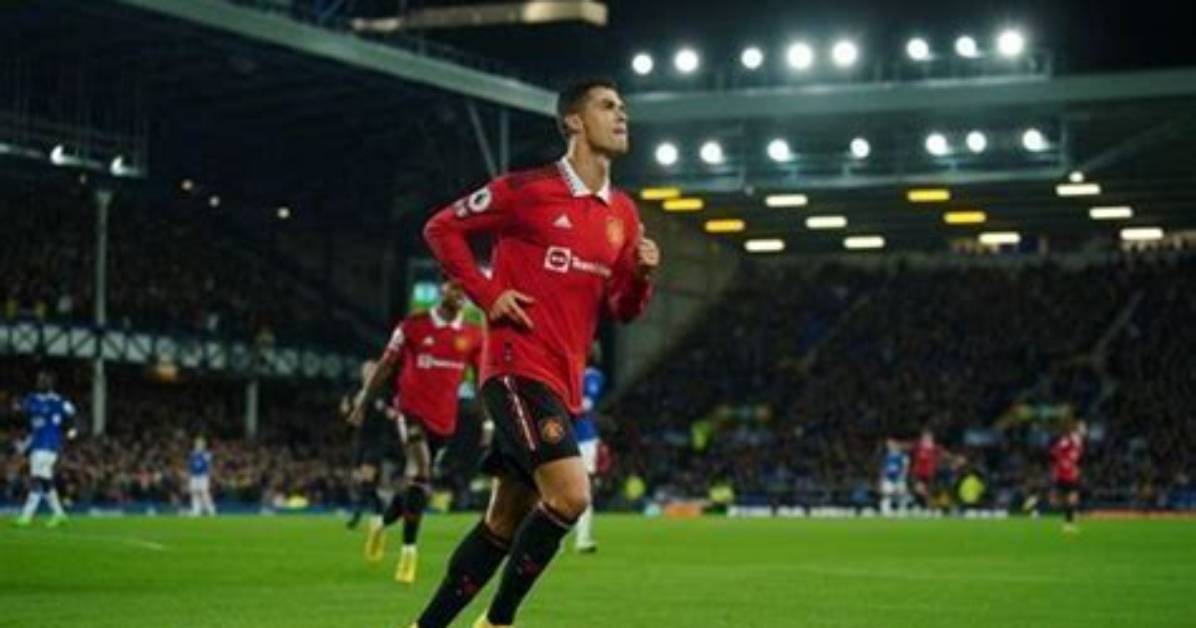 Who Is the Best Football Finisher?