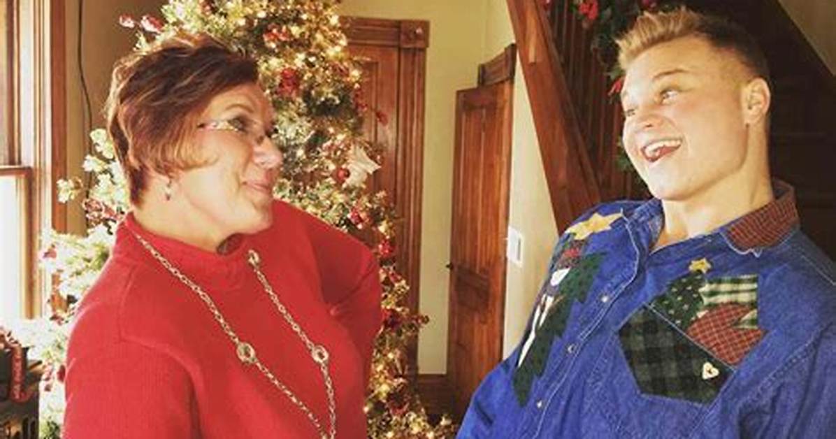 Who Is Zach Bryan's Mother? Explore His Family Background