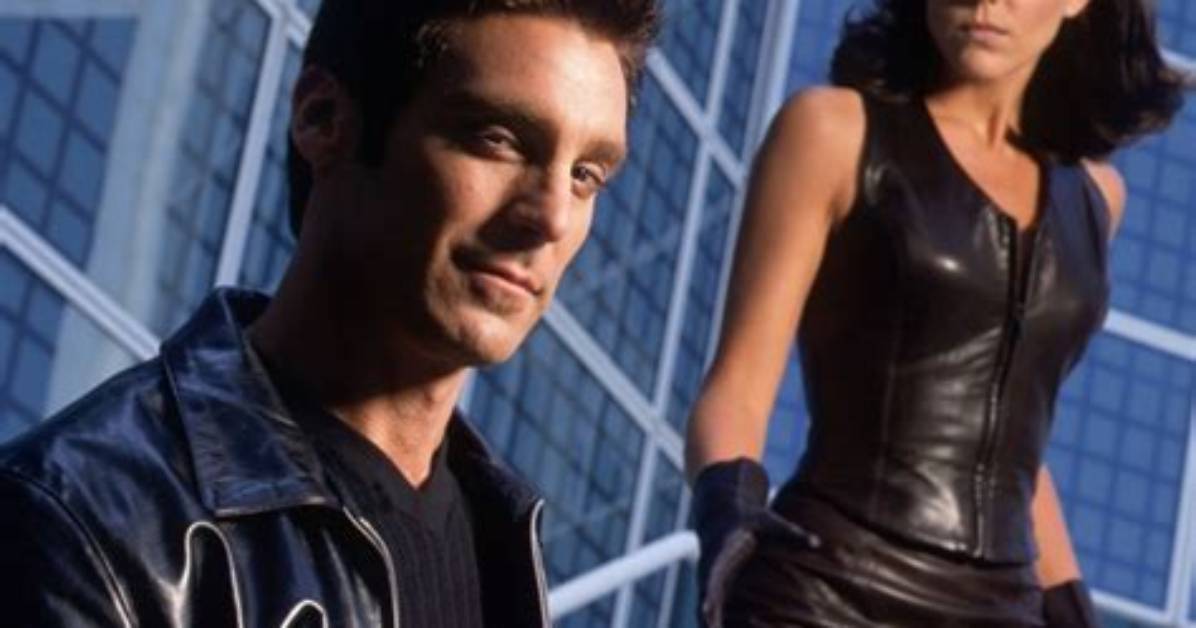 Who Plays Jared on the Pretender?