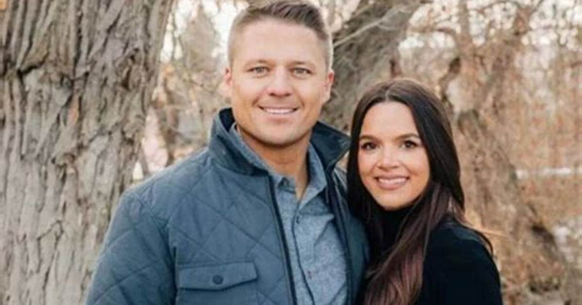 Who Was Kelly Bills Wife Emily Bills Family Kids and Net