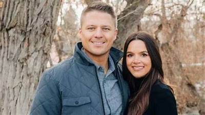 Who Was Kelly Bills Wife Emily Bills? Family Kids and Net Worth