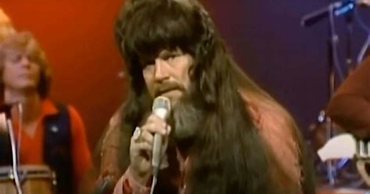 Who Was the Original Singer of What I Am?