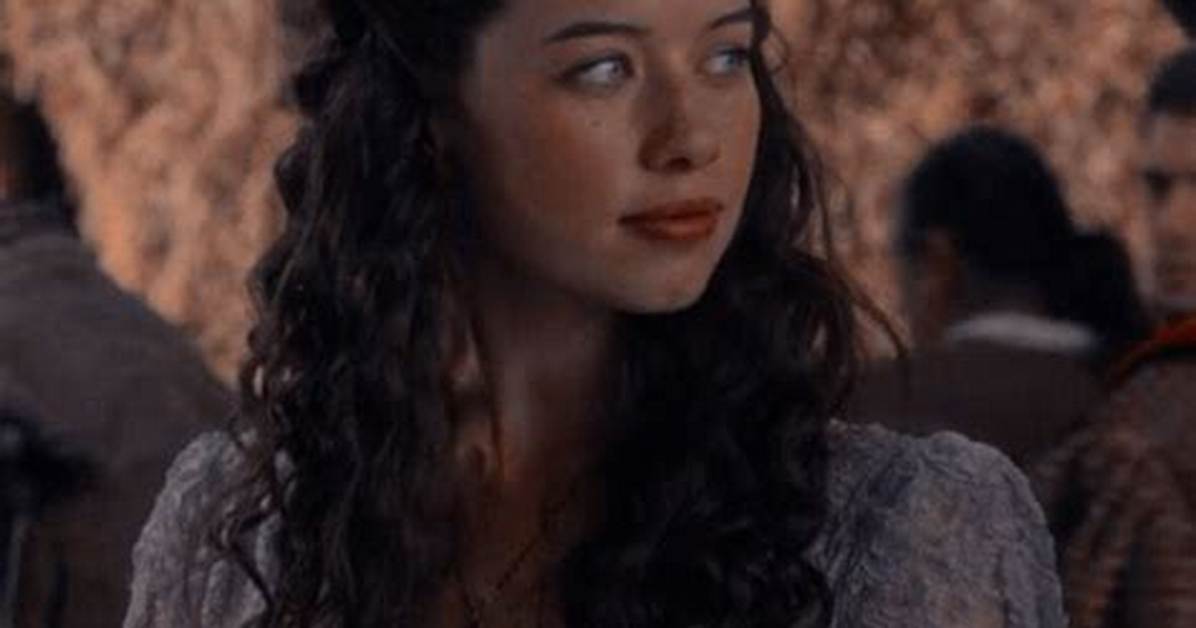 Why Did Lola Get Killed on Reign?