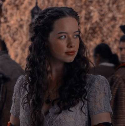 Why Did Lola Get Killed on Reign?