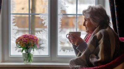 Why Do the Elderly Get So Cold?
