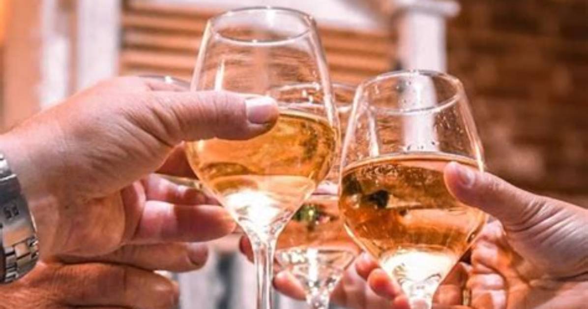 Why Is Alcohol Served in Glass?