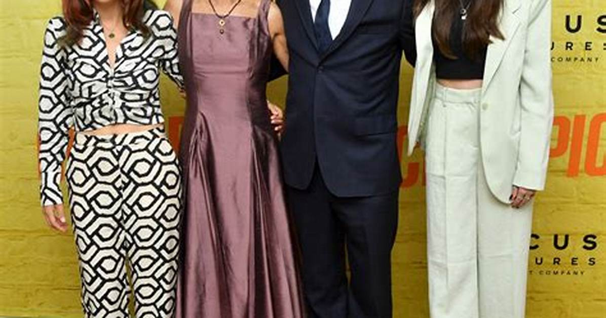 Woody Harrelson Family Pictures