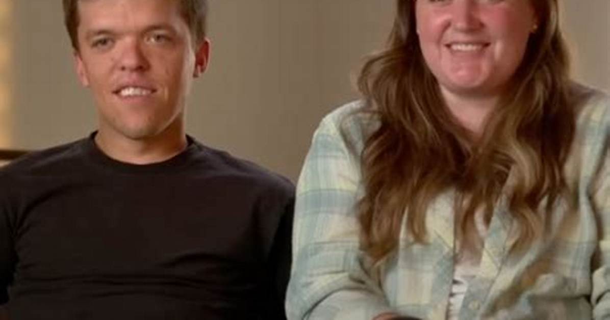 Zach and Tori: the Burning Question of Their Relationship Status Unraveled
