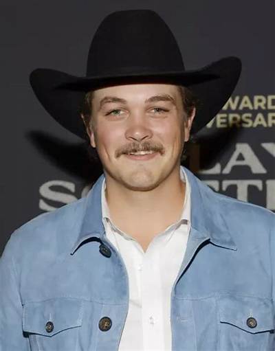 Zach Clemence Height, Weight, Net Worth, Age, Birthday, Wikipedia, Who, Nationality, Biography
