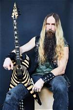 Zakk Wylde: Wife, Net Worth, Tattoos, Smoking & Body Facts